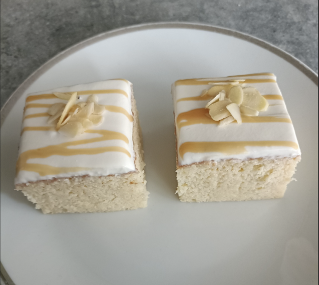Mléčný koláč (Tres Leches)