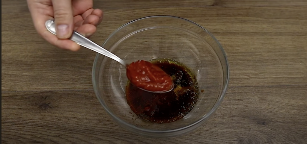 Rychlé kuřecí špízy s marinádou, cibulí a paprikou - jednoduchý a chutný recept, ideální pro rychlý oběd nebo lehkou večeři