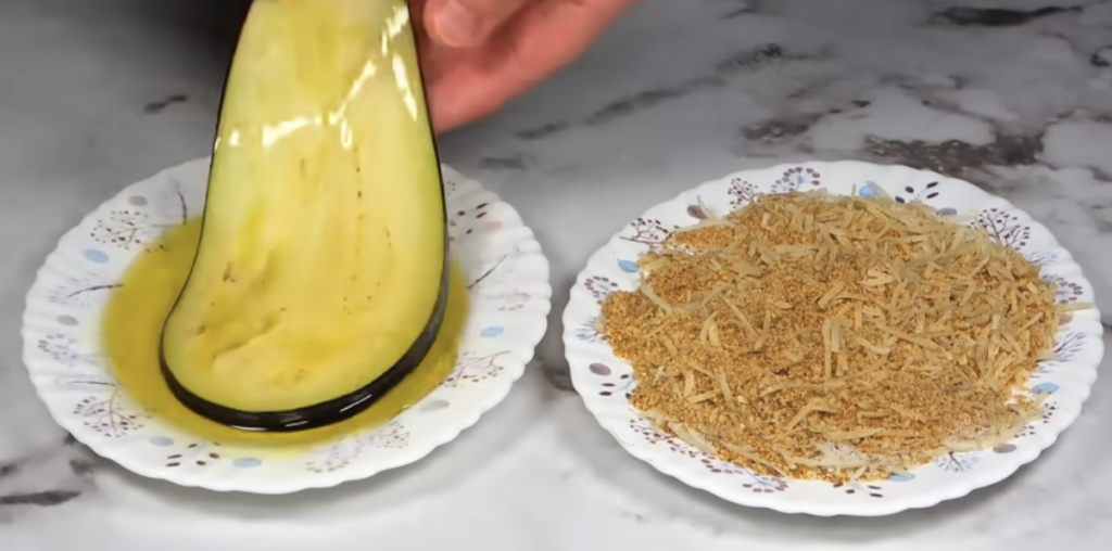 Pečené lilkové rolky s mozzarellou, šunkou a parmazánovou krustou