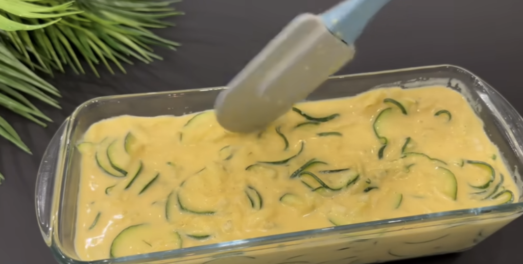 Pâine de dovlecei cu cartofi și parmezan de casă - instrucțiuni simple