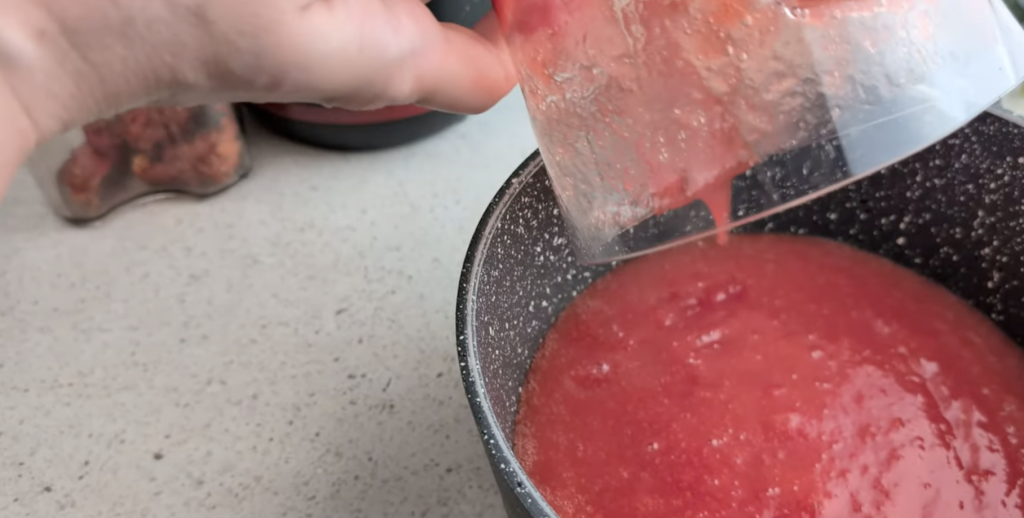 Domácí rajčatová pasta – rychlá metoda za 20 minut!