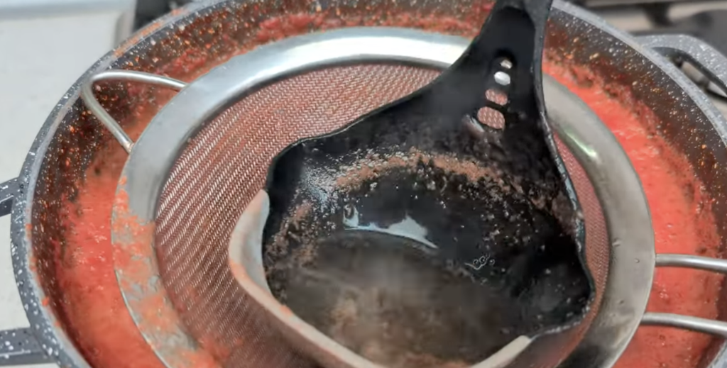 Domácí rajčatová pasta – rychlá metoda za 20 minut!