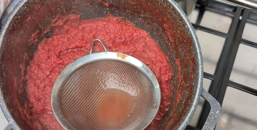 Domácí rajčatová pasta – rychlá metoda za 20 minut!