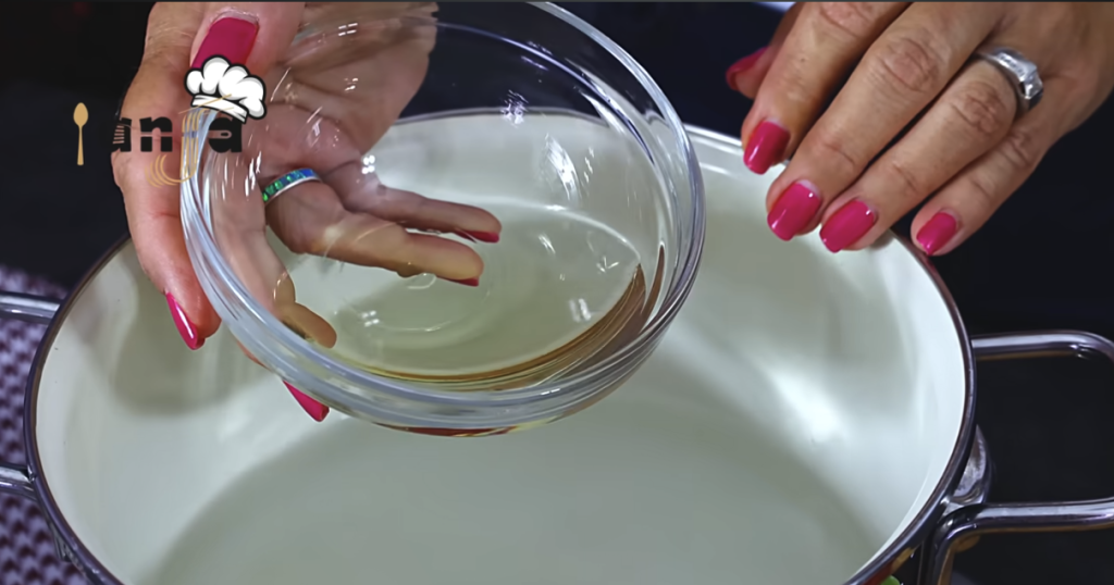 Zavařovaná rajčata ve sladkokyselém nálevu – jednoduchý recept krok za krokem