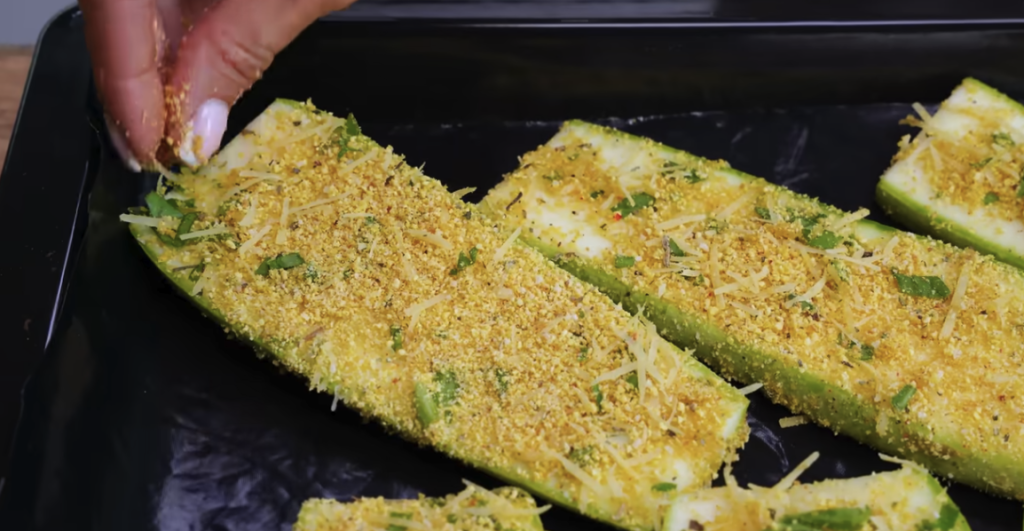 Křupavé cuketové plátky s parmazánem a bylinkovo-česnekovou omáčkou – lehký, voňavý a chutný recept