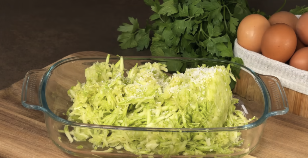 Lehké cuketové roládky plněné špenátem a sýrem z horkovzdušné fritézy