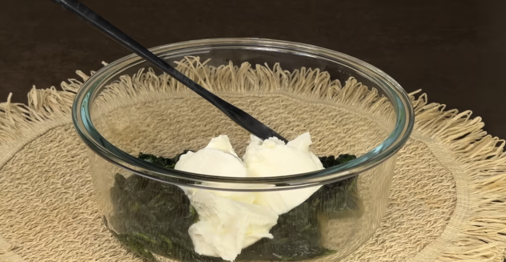 Lehké cuketové roládky plněné špenátem a sýrem z horkovzdušné fritézy