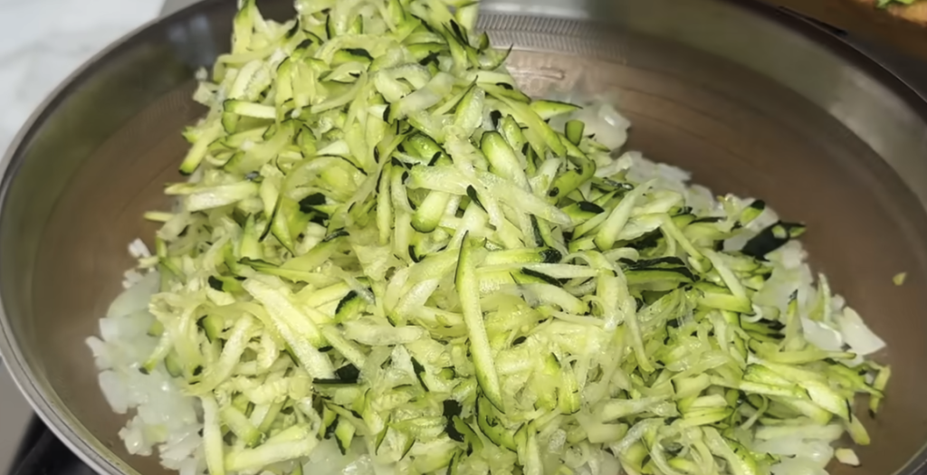 Křupavé čočkovo–cuketové karbanátky – ideální pochoutka plná bílkovin a zeleniny