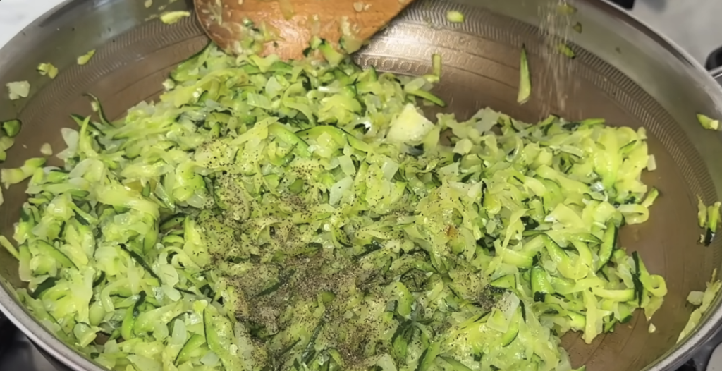 Křupavé čočkovo–cuketové karbanátky – ideální pochoutka plná bílkovin a zeleniny