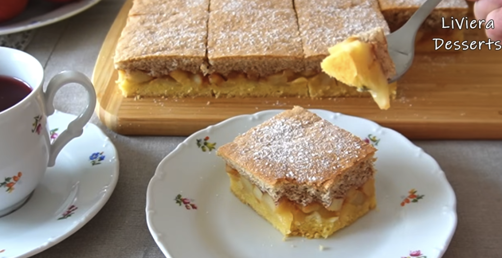 Domácí jablečný koláč s křupavou ořechovou vrstvou – vláčný a voňavý moučník