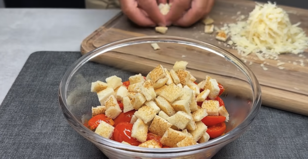 Vegetariánské mini pizzy z lilku s rajčaty, parmazánem a bazalkou – zdravá a chutná alternativa klasické pizzy