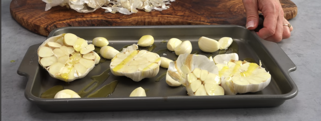 Francouzská krémová polévka Velouté z česneku – veganský krém plný jemné a lahodné chuti