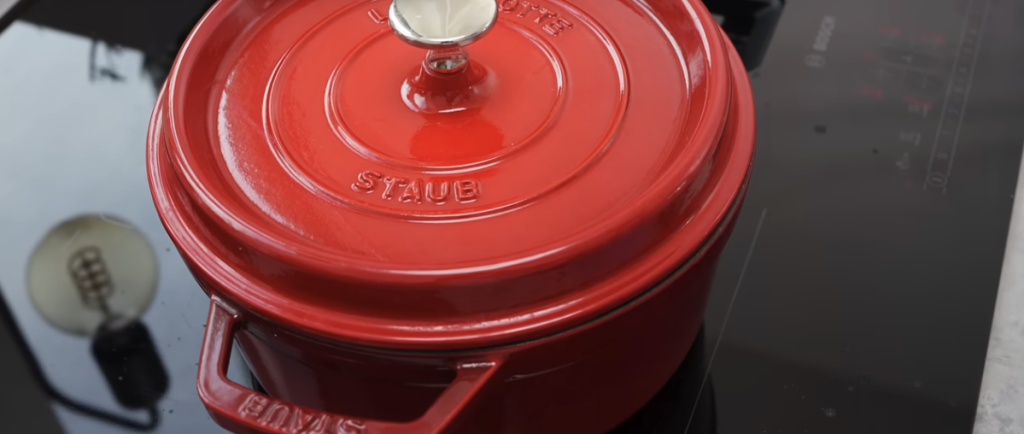 Francouzská krémová polévka Velouté z česneku – veganský krém plný jemné a lahodné chuti