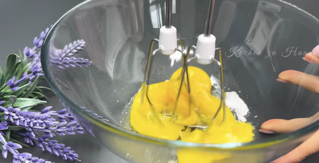 Fit kokosový koláč s ovocem bez mouky – ovocný dezert bez výčitek!