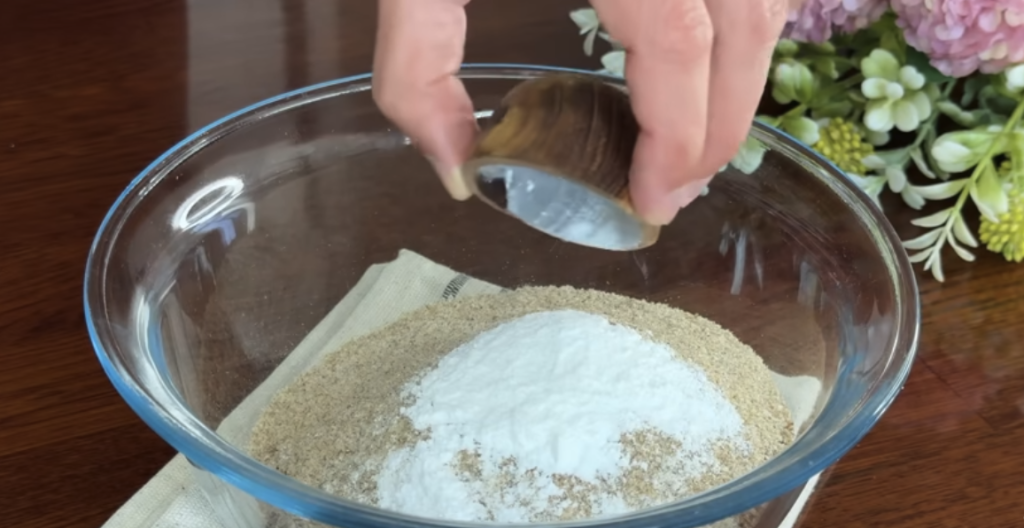 Domácí bezlepkový lněný chléb s psylliem a vysokým obsahem vlákniny