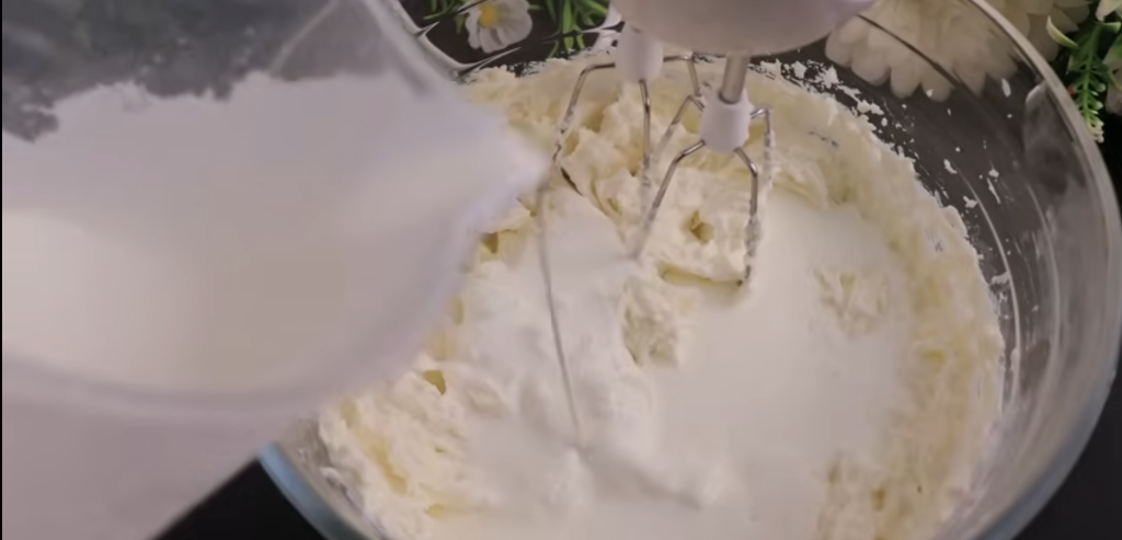 Luxusní kokosový dezert ve stylu Raffaello s piškoty a křupavými oříšky – bez pečení!