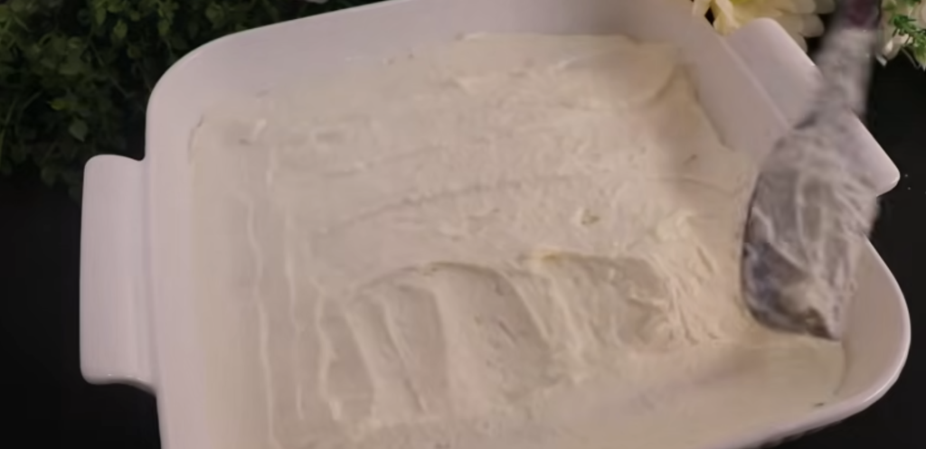 Luxusní kokosový dezert ve stylu Raffaello s piškoty a křupavými oříšky – bez pečení!