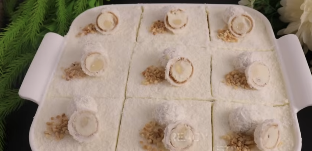 Luxusní kokosový dezert ve stylu Raffaello s piškoty a křupavými oříšky – bez pečení!