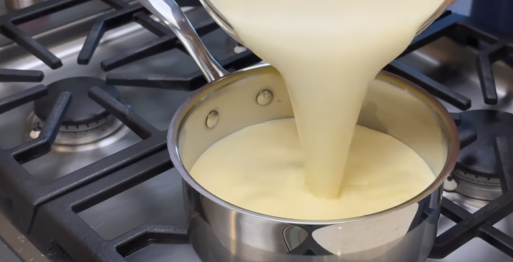 Francouzský vanilkový krémeš z listového těsta – jednoduchý recept za 30 minut