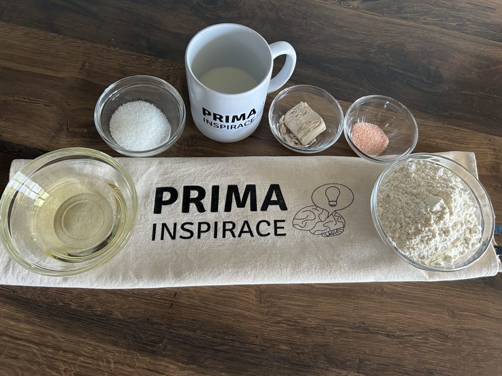 Švestkový koláč s drobenkou