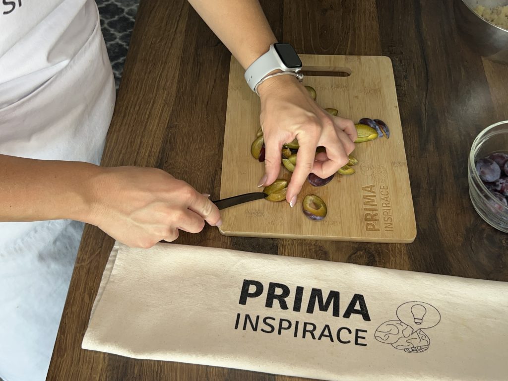 Švestkový koláč s drobenkou