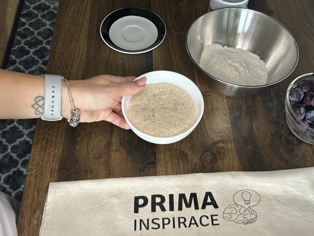 Švestkový koláč s drobenkou