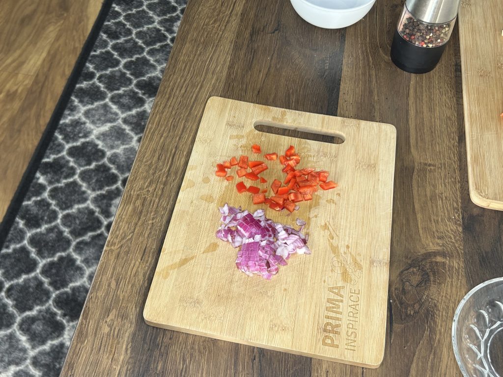 Těstovinový salát se šunkou, sýrem a neodolatelnou zálivkou