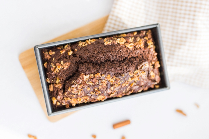 Zdravý čokoládový chlebíček s cuketou – vláčný, nadýchaný a bez výčitek