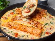 Vyzkoušejte tuto skvělou variantu lososa na smetaně a sýru – Snadná a rychlá příprava!