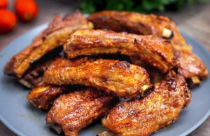 Vepřová žebírka s domácí BBQ marinádou – pomalé pečení krok za krokem Vepřová žebírka s domácí BBQ marinádou – pomalé pečení krok za krokem