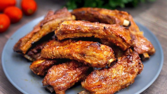 Vepřová žebírka s domácí BBQ marinádou – pomalé pečení krok za krokem Vepřová žebírka s domácí BBQ marinádou – pomalé pečení krok za krokem