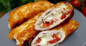 Kuřecí rolky plněné mozzarellou a rajčaty – snadná příprava a dokonalá chuť Křupavé kuřecí rolky plněné mozzarellou a rajčaty - snadná příprava a dokonalá chuť