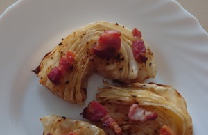 Rychlá pečená kapusta se slaninou – recept pro lenochy Rychlá pečená kapusta se slaninou – recept pro lenochy