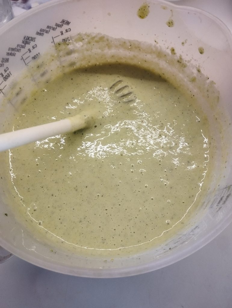 Sladké cuketové lívance s jogurtem a džemem