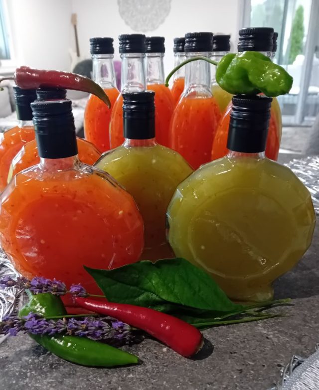 Domácí chilli omáčka - snadný recept plný chuti Domácí chilli omáčka - snadný recept plný chuti