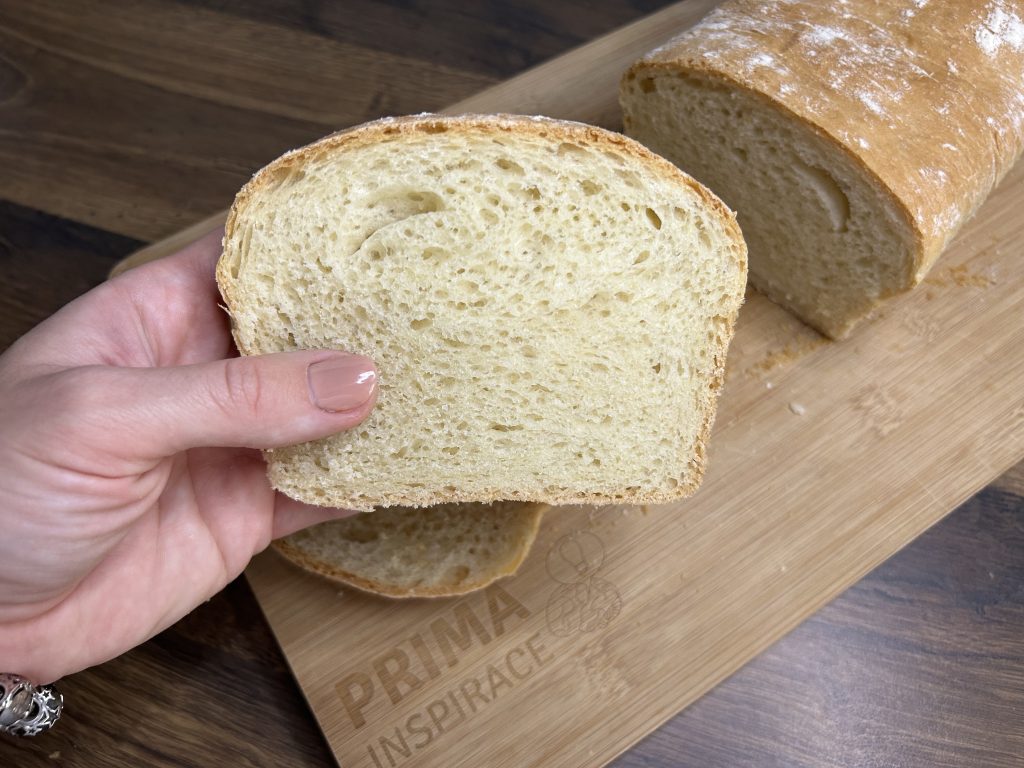 Domácí toustový chléb