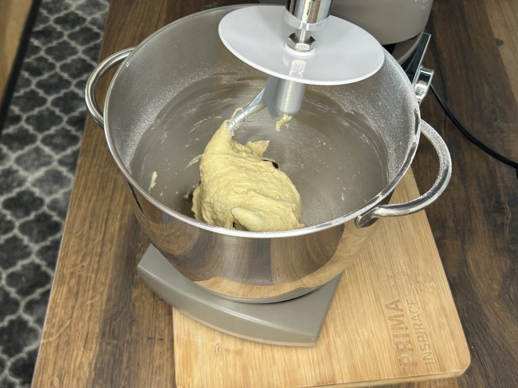 Domácí vánočka ze šesti pramenů