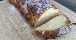 Domácí vánočka ze šesti pramenů Domácí vánočka ze šesti pramenů