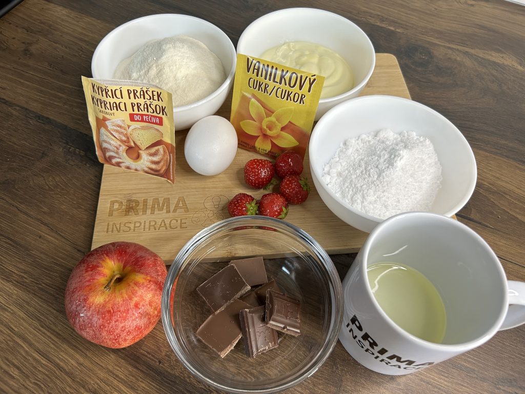 Jogurtové muffiny s ovocem a čokoládou