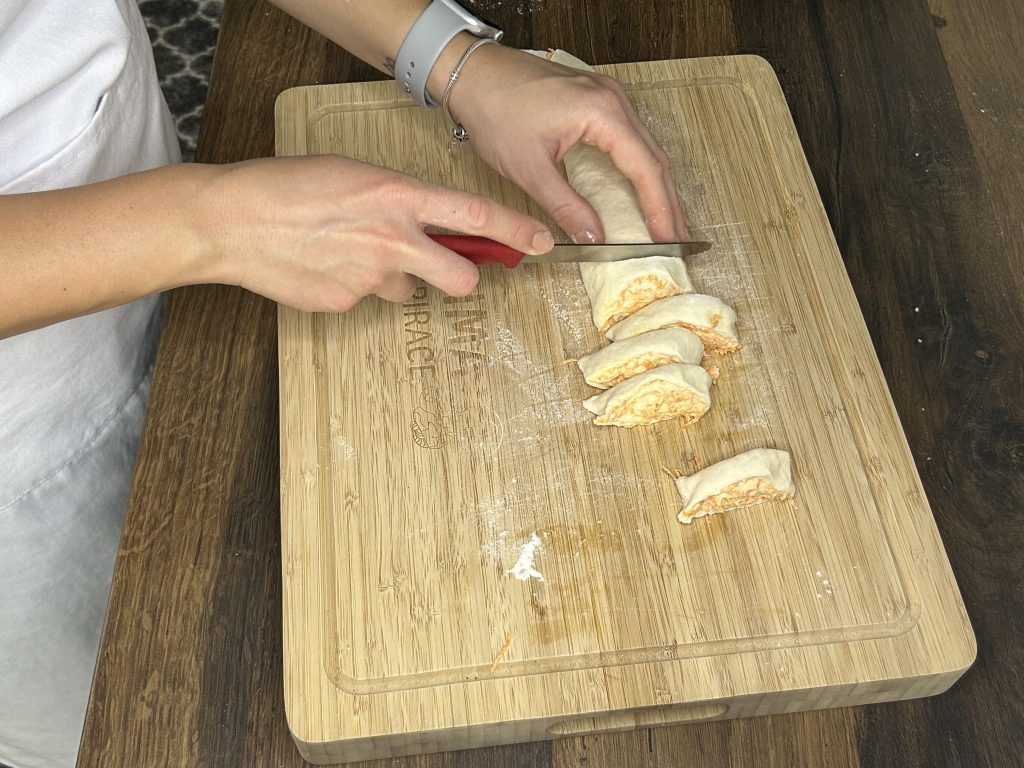 Jogurtovo-mrkvové šneky s krémovým sýrem