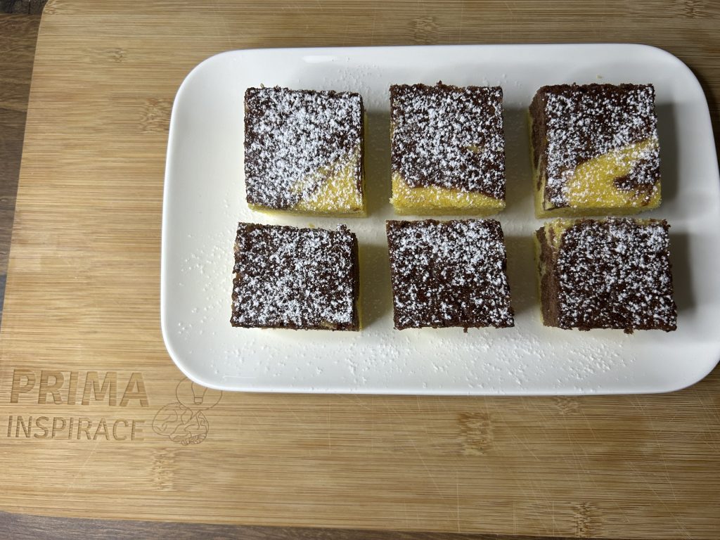 Jednoduchý mramorový koláč se Salkem