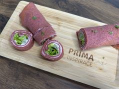 Barevné palačinky z červené řepy s Ricottou a špenátem Barevné palačinky z červené řepy s Ricottou a špenátem