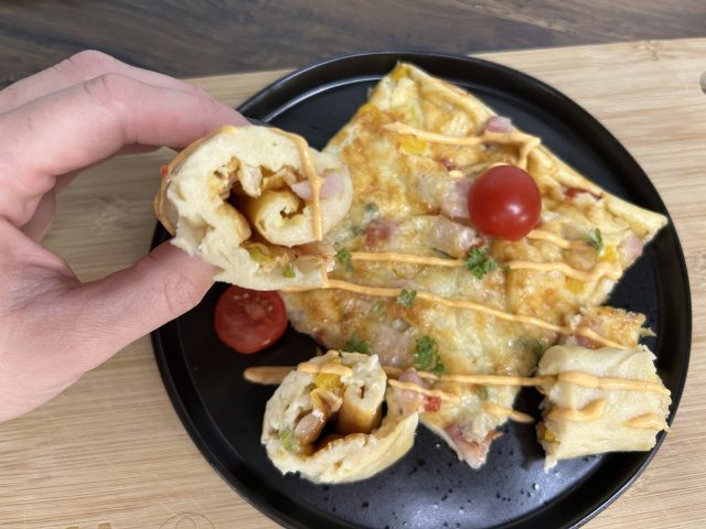 Slaná palačinka se zeleninou, slaninou a sýrem00007 Slaná palačinka se zeleninou, slaninou a sýrem - rychlá a neodolatelná večeře z trouby