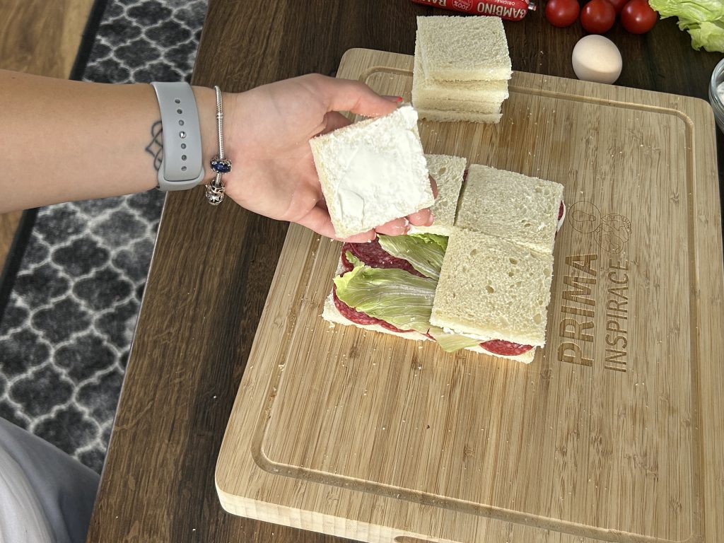 Slaný dort z toustového chleba