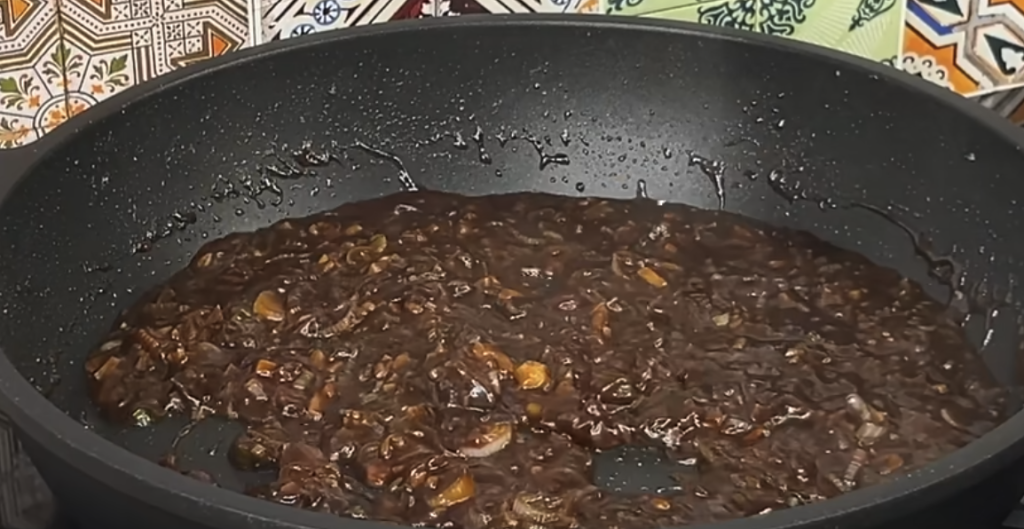 Krevety v aromatické česnekovo-zázvorové omáčce se sójovou a ústřicovou omáčkou