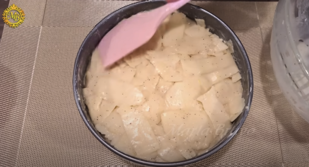 Italský jablečný koláč – nadýchaný, šťavnatý a voňavý
