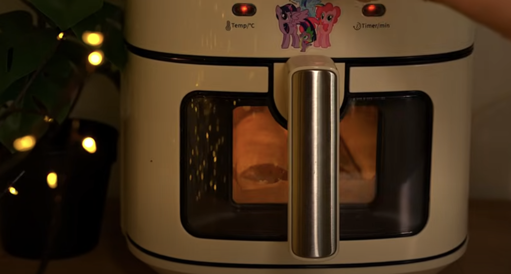 Wrapy s kuřecím masem, jalapeños, mozzarellou a rančovou omáčkou z horkovzdušné fritézy