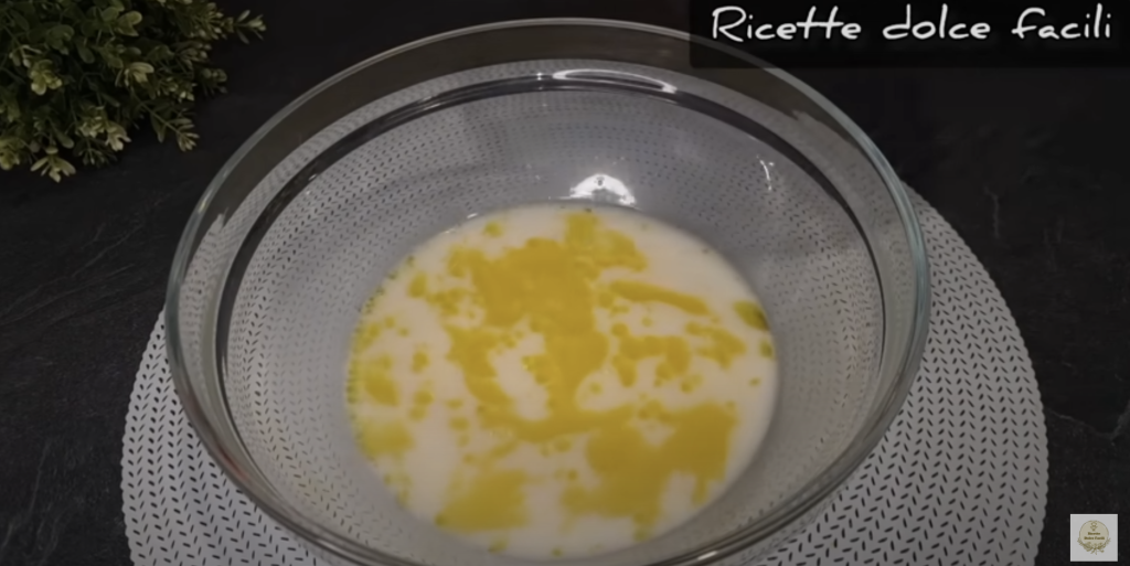 Domácí pizza XXL s tuňákem, mozzarellou a černými olivami