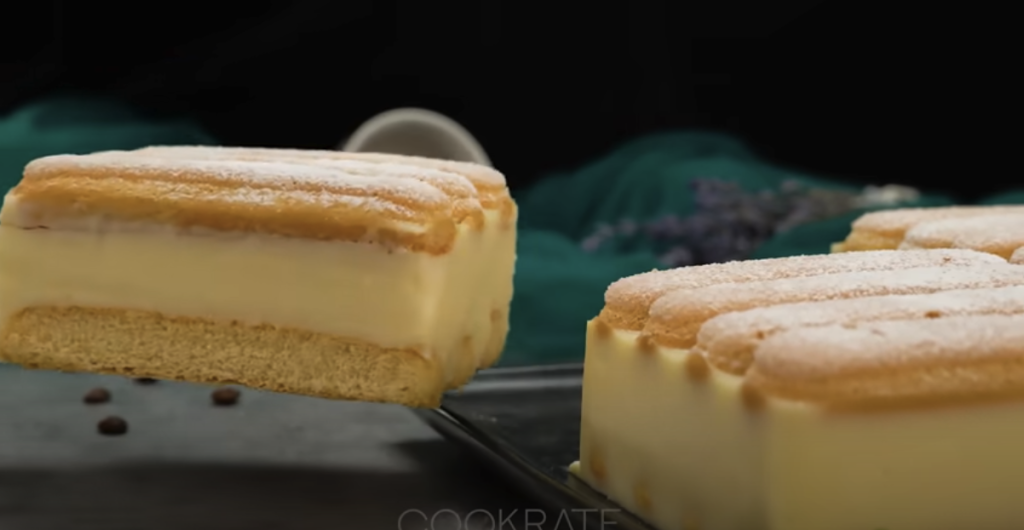 Nepečený piškotový dort s jemným tvarohovým krémem 