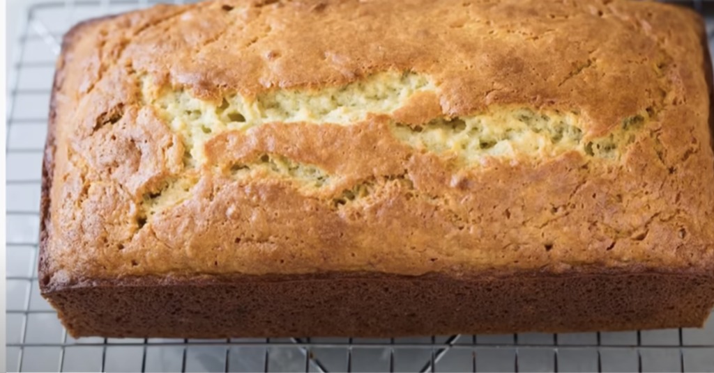 Nejlepší recept na domácí banánový chlebík – vláčný, sladký a hotový za hodinu